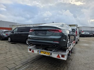 Remolque plataforma para coches