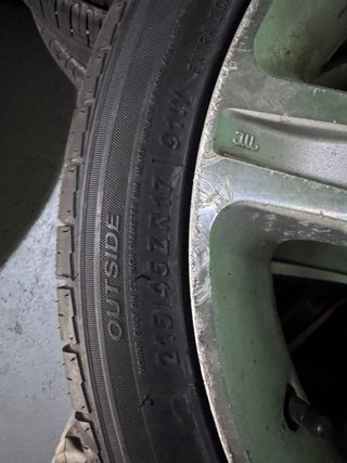 Llantas Lexus IS 200