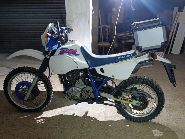 Suzuki DR 650 Trail