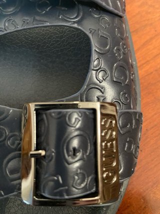 Sandalias Guess azul marino Hebillas Dobles