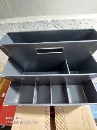 Organizador de escritorio cartón duro gris
