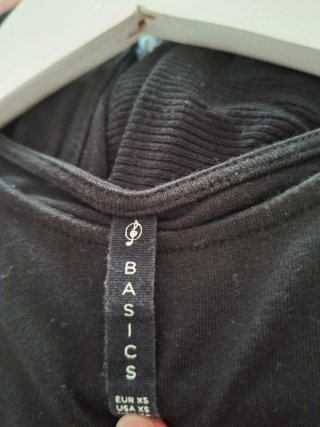 Camiseta negra tirantes