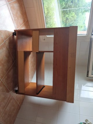 Mesa escritorio ordenador con ruedas