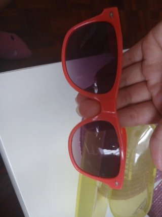 Gafas de sol rosas