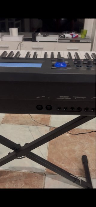 Piano Yamaha MODX8+ Sintetizador esta nuevo