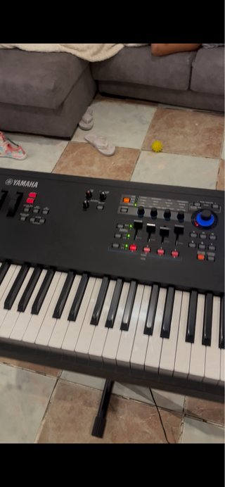 Piano Yamaha MODX8+ Sintetizador esta nuevo