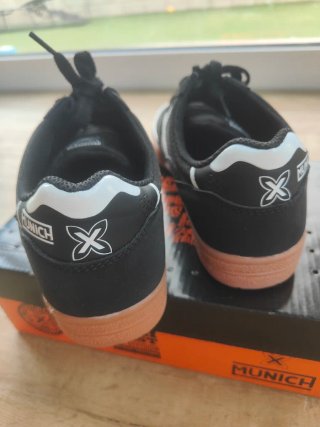 Zapatillas Munich Talla 38 Negras