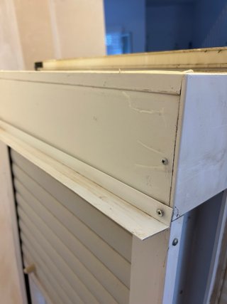 Ventana aluminio blanca