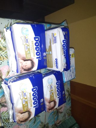 Dodot Sensitive y Toallitas Aqua