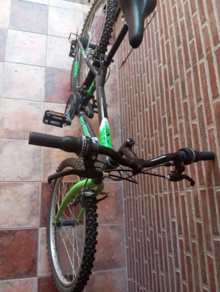 Bicicleta Montaña 24 Negra y Verde