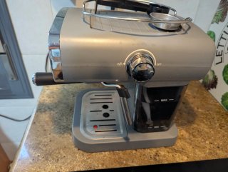 Cafetera Express Gris Cromado como nueva