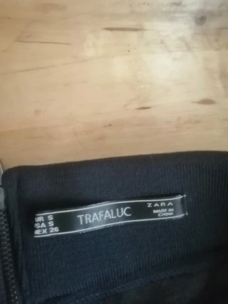 Falda gris deportiva