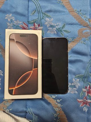 iPhone 16 Pro Max 512GB Titanio Desierto