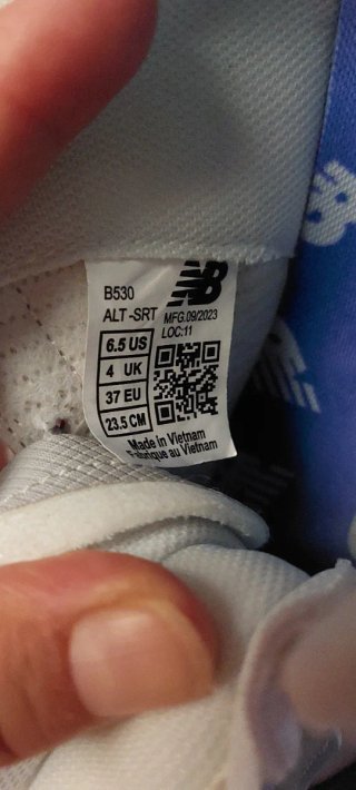 New Balance Bambas Moradas y Grises
