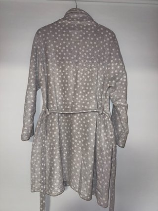 Bata de lunares con lazo