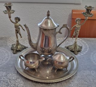 Juego café plata + 2 candelabros