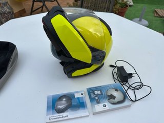 Casco BMW System 6 EVO Amarillo Talla 52/53 S