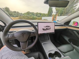 TESLA Model Y long range AWD 2023