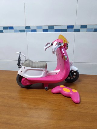 Moto RC Baby Born City Scooter Rosa. Teledirigida.