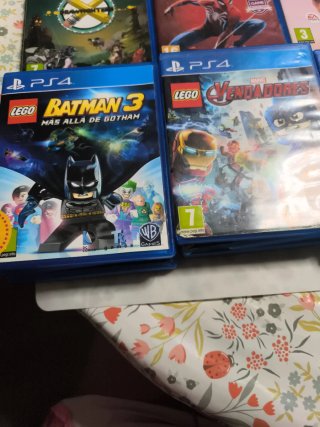 Lote Juegos PS4: Spider-Man, FIFA 19, FIFA 22