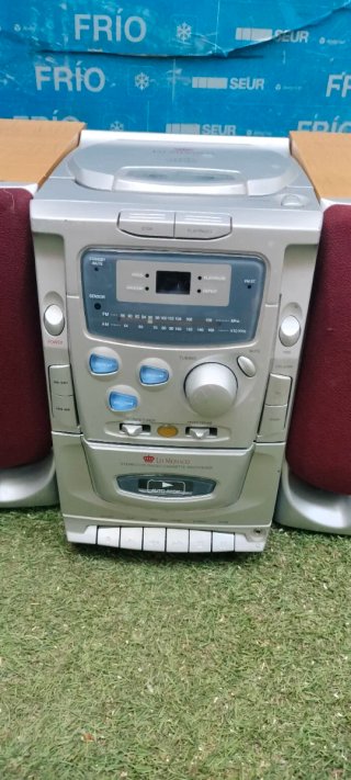 Mini equipo Lo Mónaco CD, Radio, Cassette