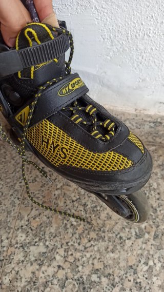 2 pares de Patines Hyports Junior Negros y Amarill