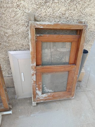 Ventana de madera 90x55