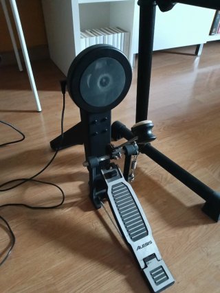 Batería Electrónica Alesis Básica (una ganga!!!)
