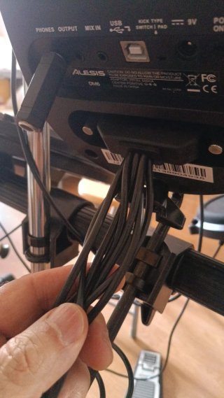Batería Electrónica Alesis Básica (una ganga!!!)