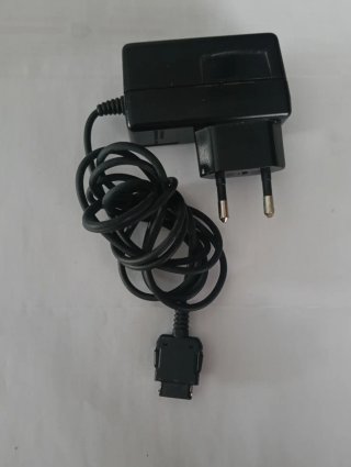 Adaptador Corriente 220V 5.2V 400mA Negro