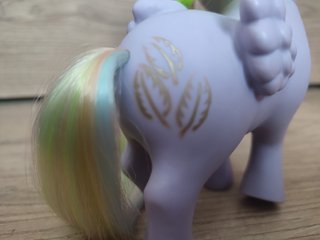 PEQUEÑO LITTLE PONY G1 PLUMITAS NC TICKLE SPAIN