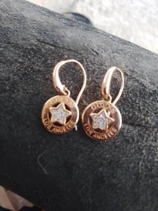 Pendientes Guess Dorados con Estrella