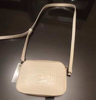 Bolso blanco efecto piel cocodrilo