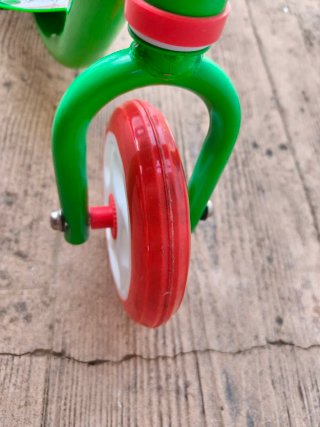Patinete 3 Ruedas Infantil Verde y Rojo