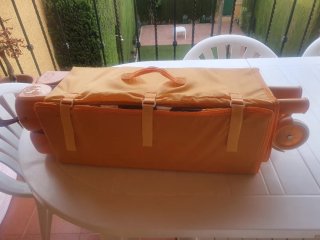 Cuna de viaje con colchón