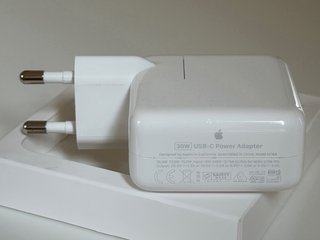 Cargador Apple 30W - Macbook, iPhone, iPad - USB-C