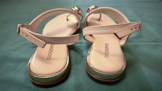 Sandalias Gioseppo crema - 2 puestas