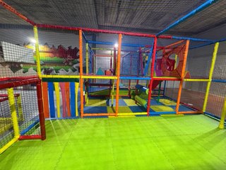 Parque de bolas infantil homologado
