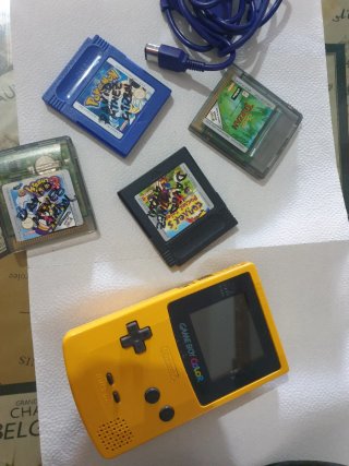 Nintendo Game Boy Color Amarillo