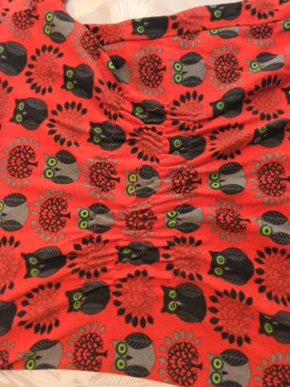 Vestido rojo informal manga larga estampado búhos