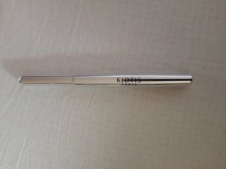 Pincel de labios retráctil