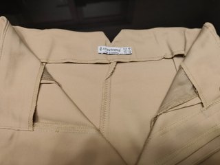 Bermuda Stradivarius Talla 38 Beige