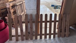 Vallas de madera decorativas