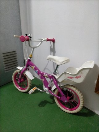 Bicicleta Niña Morada con Asiento Trasero