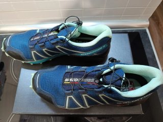 Salomon Speedcross 4 con un sólo uso