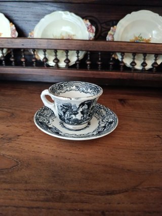 Taza antigua Cartuja