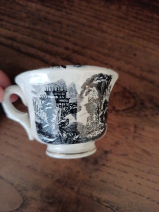 Taza antigua Cartuja