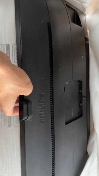 Monitor 4K IPS Philips Brilliance 27" con Webcam
