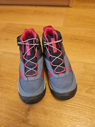 Zapatillas montaña niña Quechua T34