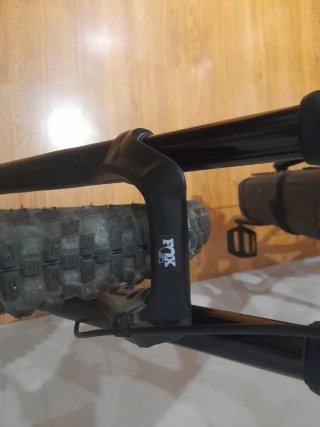 Ocasión Bicicleta Eléctrica Cube Negra talla M